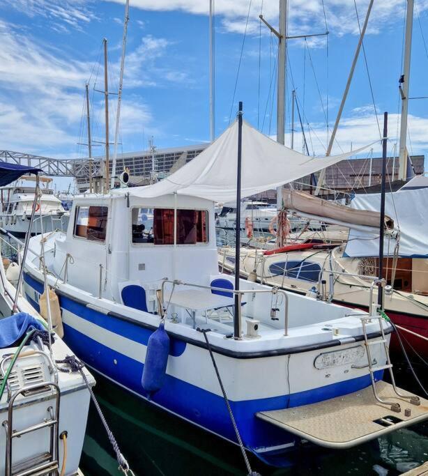 Hotel en barco Primavera Sound Romantic Fisherboat