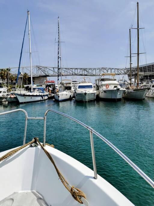Primavera Sound Romantic Fisherboat Hotel en barco *