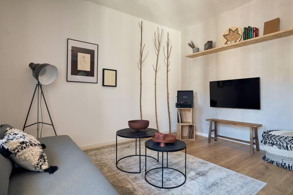 Yangra - Two Bedroom In Consell De Cent Barcelona