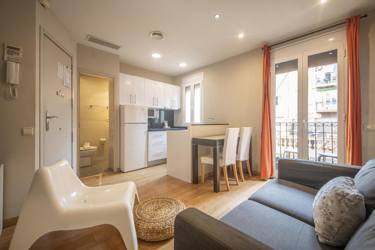 Apartment Catalunya Casas 2 Bed In Barceloneta Steps From The *