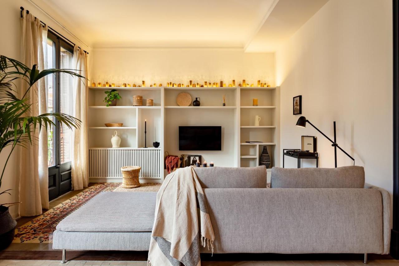 Milos - Two Bedroom In Mallorca St