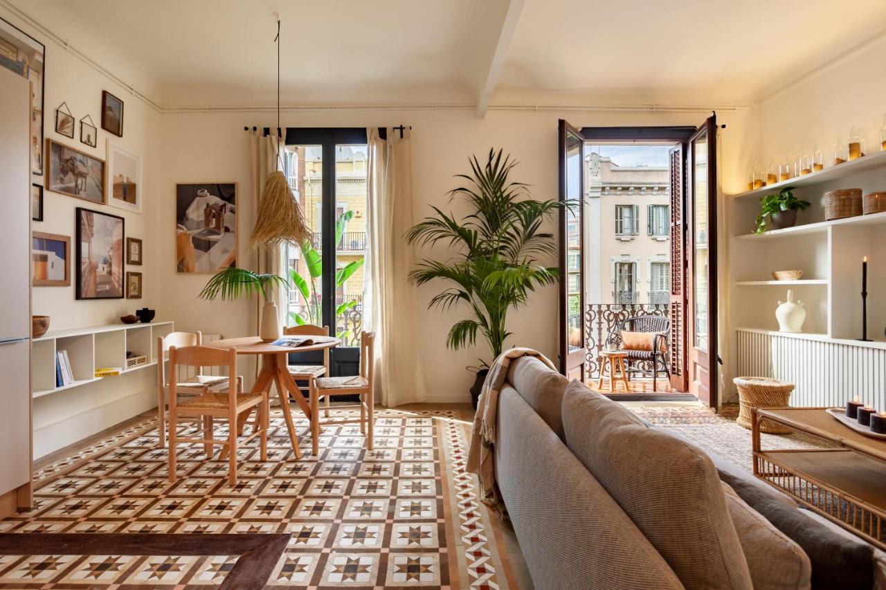 Milos - Two Bedroom In Mallorca St Barcelona