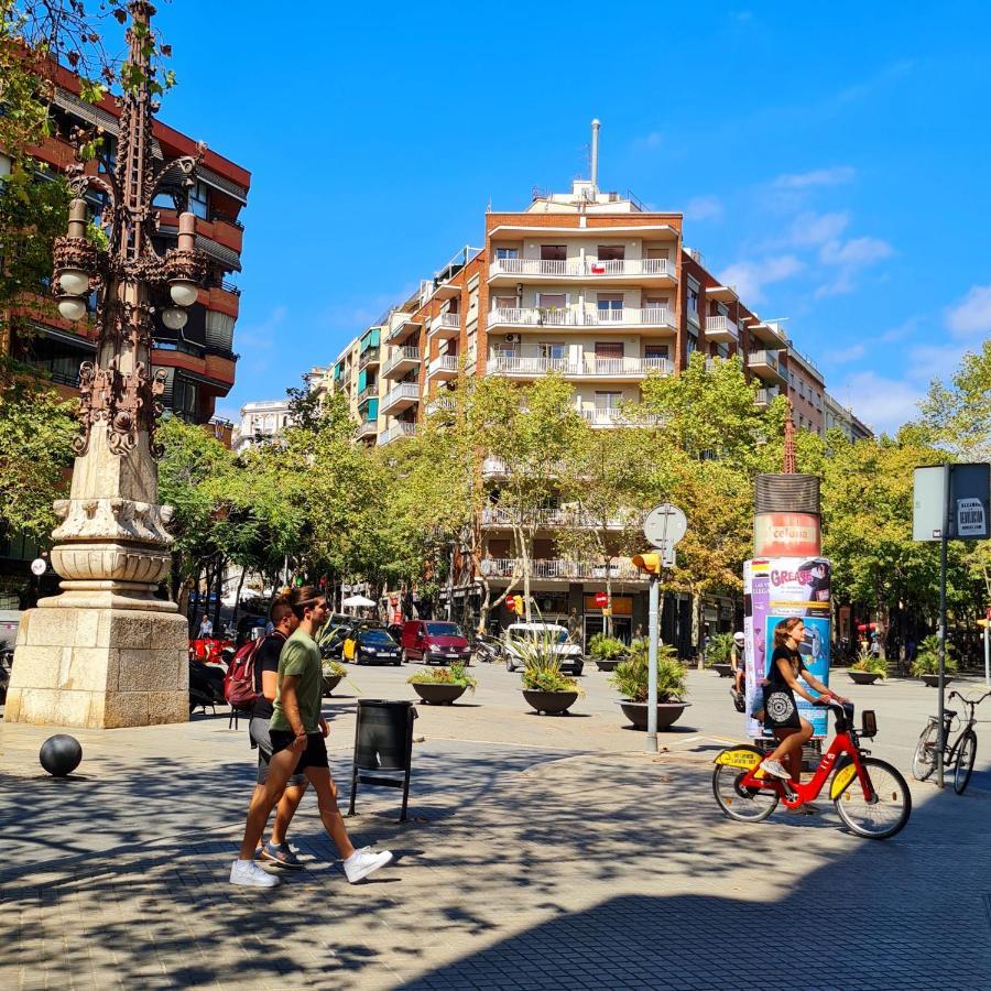 G74 Avenida Gaudi 4 Bedrooms With Balcony- Sagrada Familia Apartamento