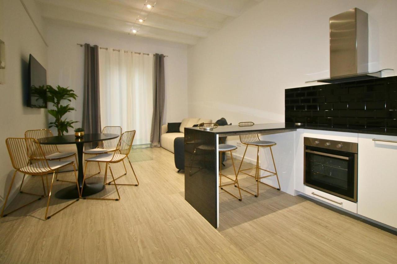 Apartment Luxurius For 4 People With Jacuzzi *