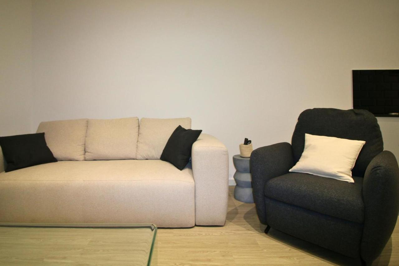 Apartment Luxurius For 4 People With Jacuzzi *