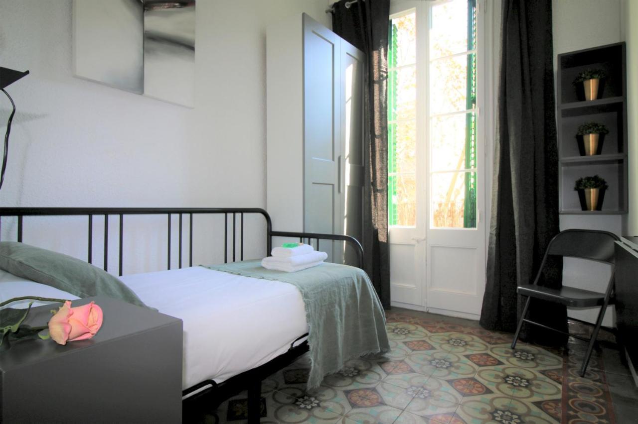 Apartment Ideal For Seasons In *