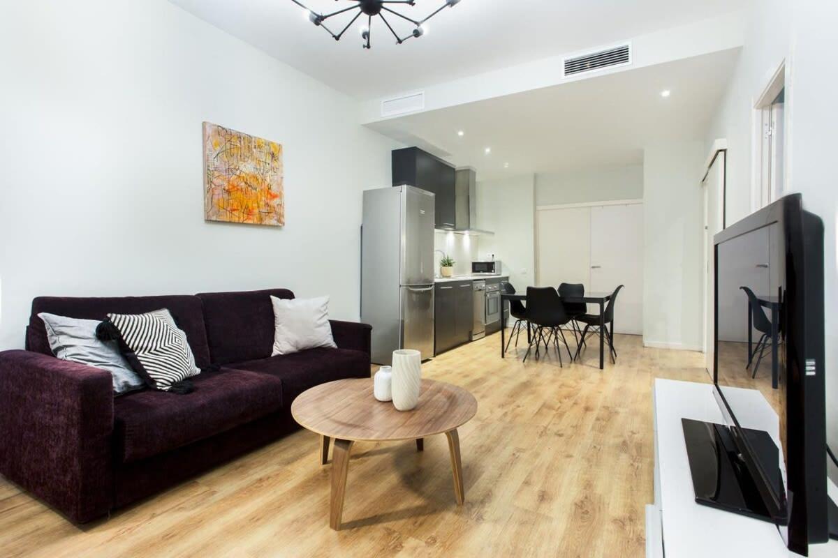 Centric 3bedroom In Ramblas 2 1b Barcelona