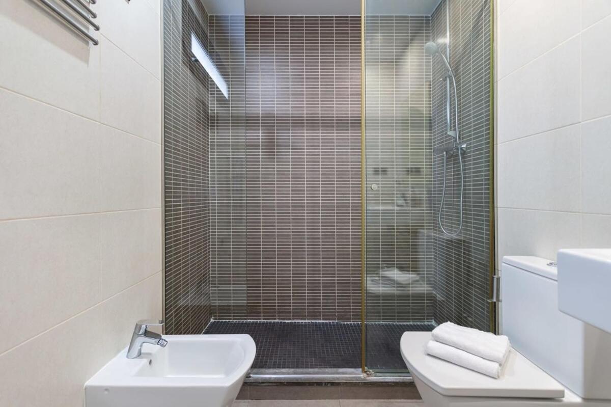 Apartment Breathtaking Penthouse In Eixample *