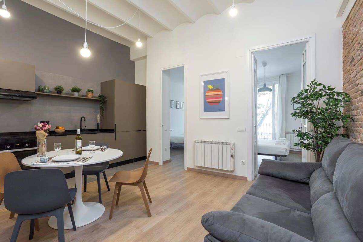 Poblenou Only For Families 3bd Next To The Beach! Apartment *