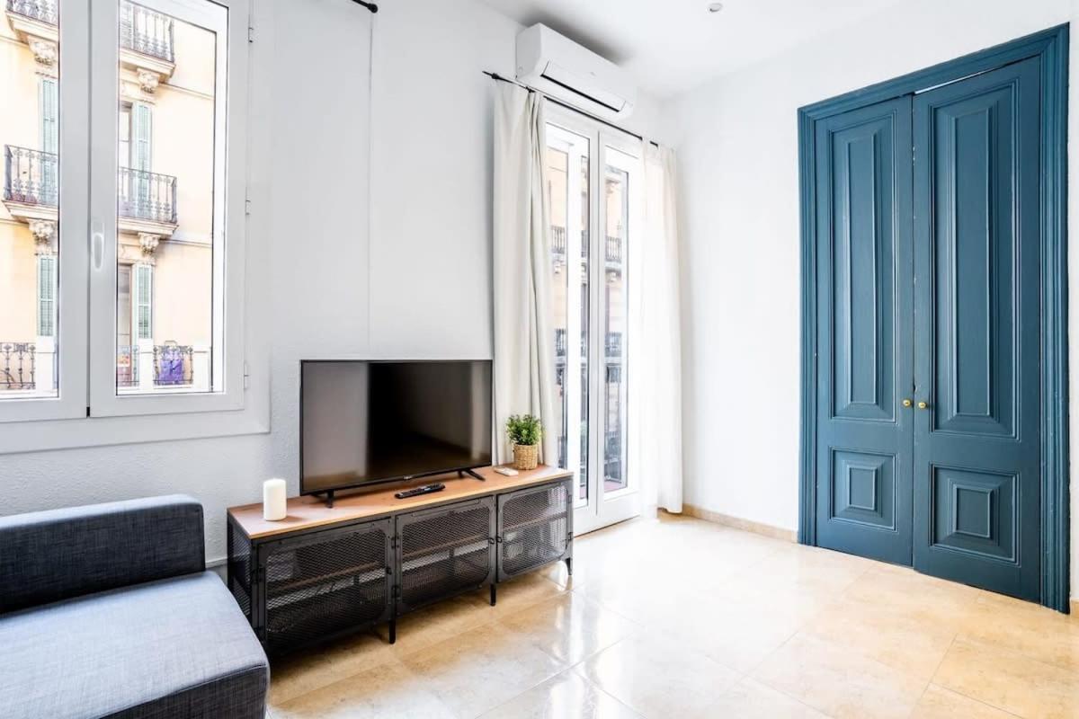 Apartment Private Terrace Attico 3bd In Gran De Gracia *