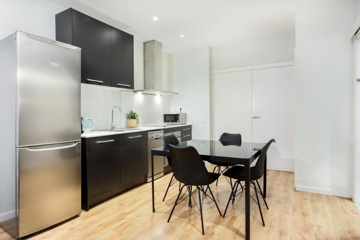 Apartment Centric 3bedroom In Ramblas 2 1b *