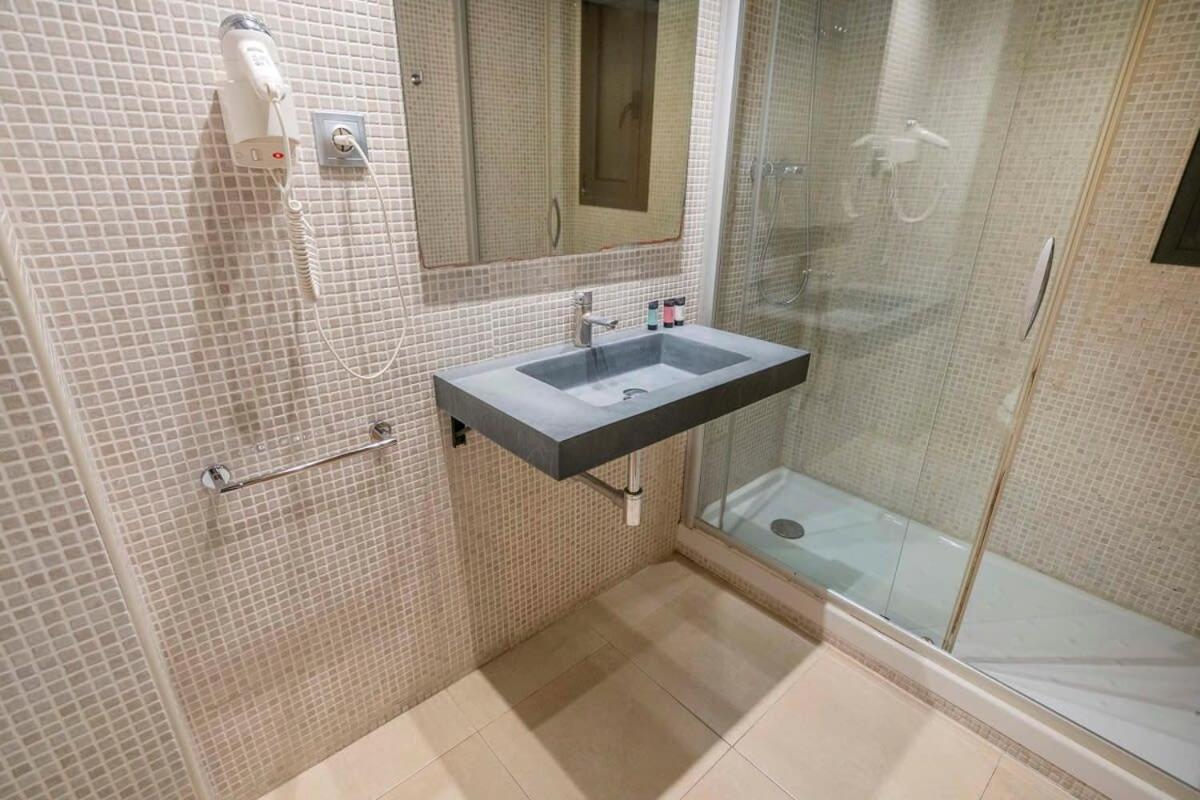 Modern&bright In Eixample 1-2 Apartment Barcelona
