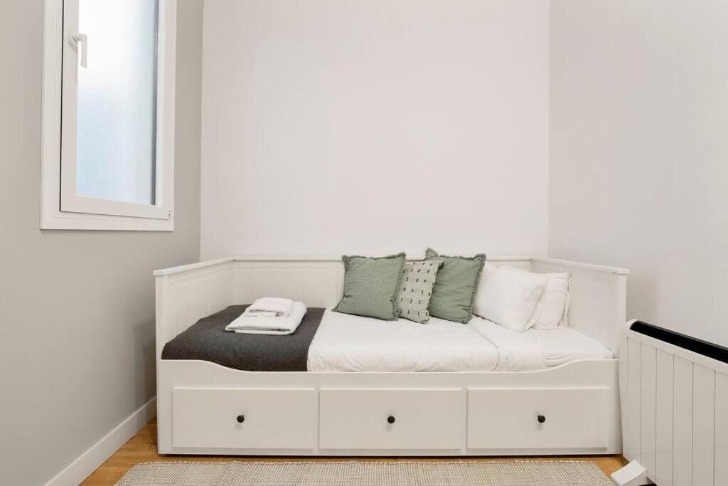 Apartment Arc De Triomf Luxury Modern 2-bedroom 2-bathroom