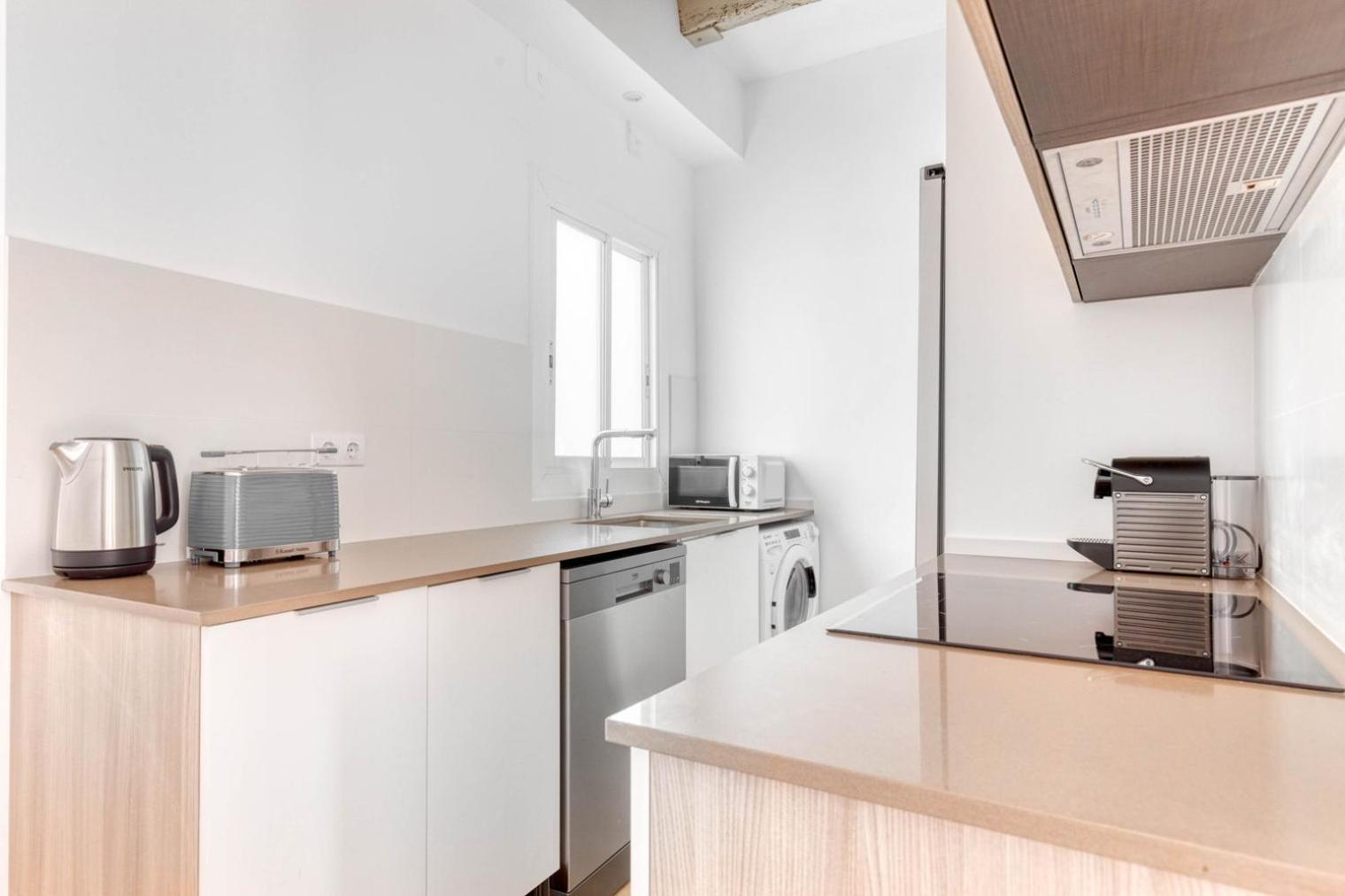 Blueground Sarria Balcony Bcn-74 Appartement Barcelona