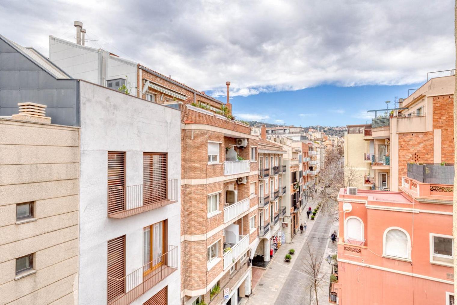 Blueground Sarria Balcony Bcn-74 Appartement