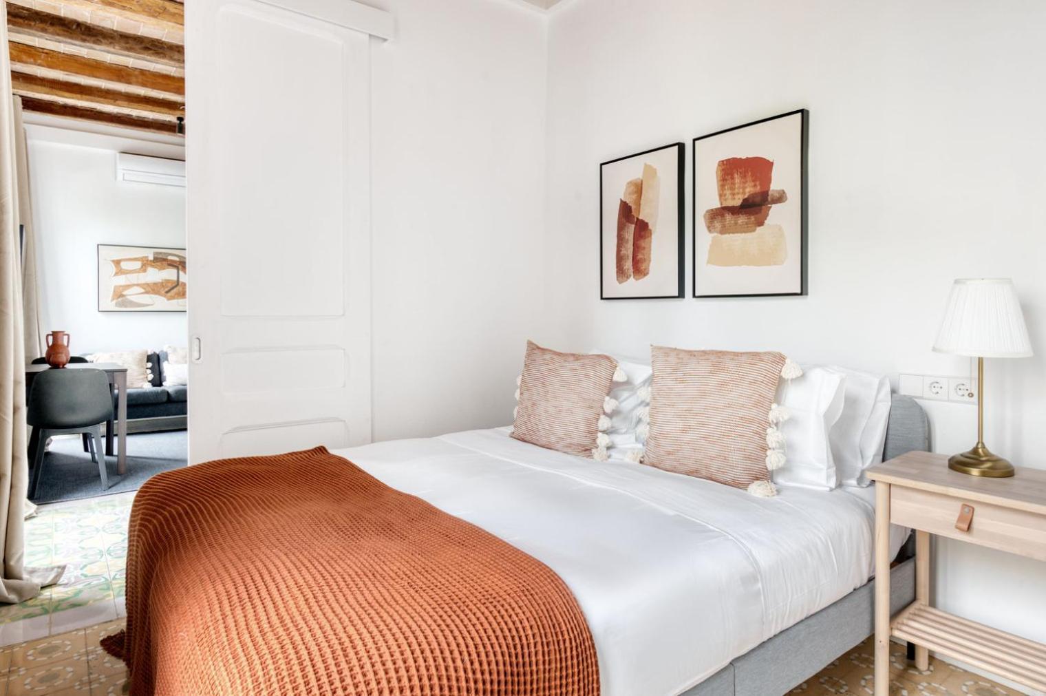 Blueground Sagrada Familia Furnished Bcn-99 * Barcelona