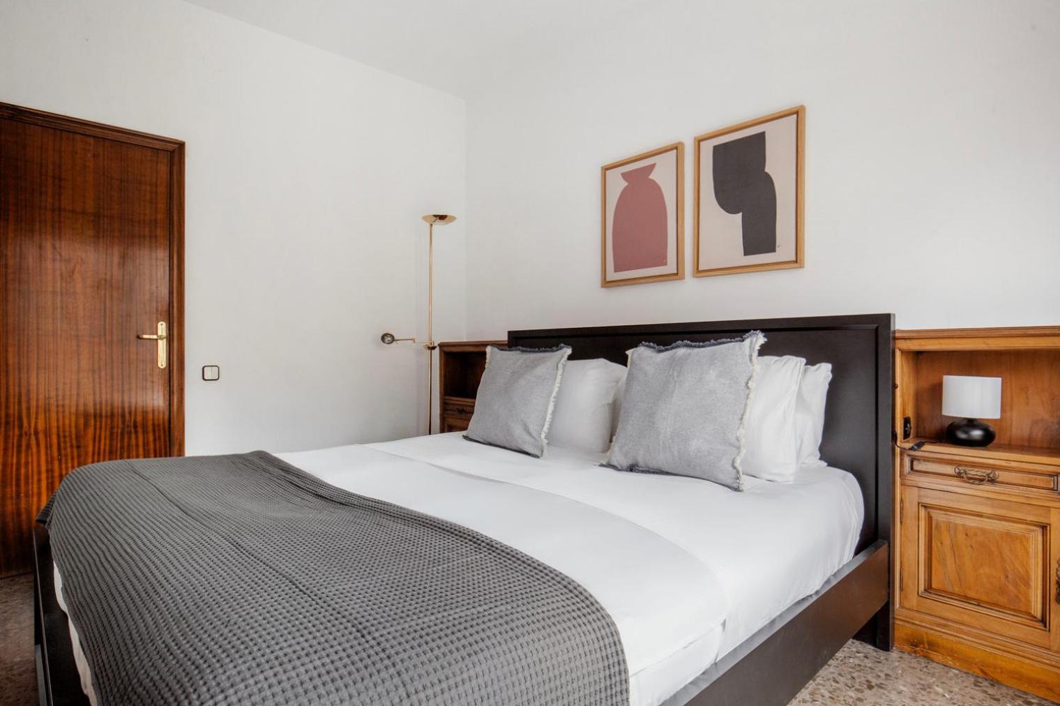 Blueground Galvany Balcony Furnished Bcn-127 *