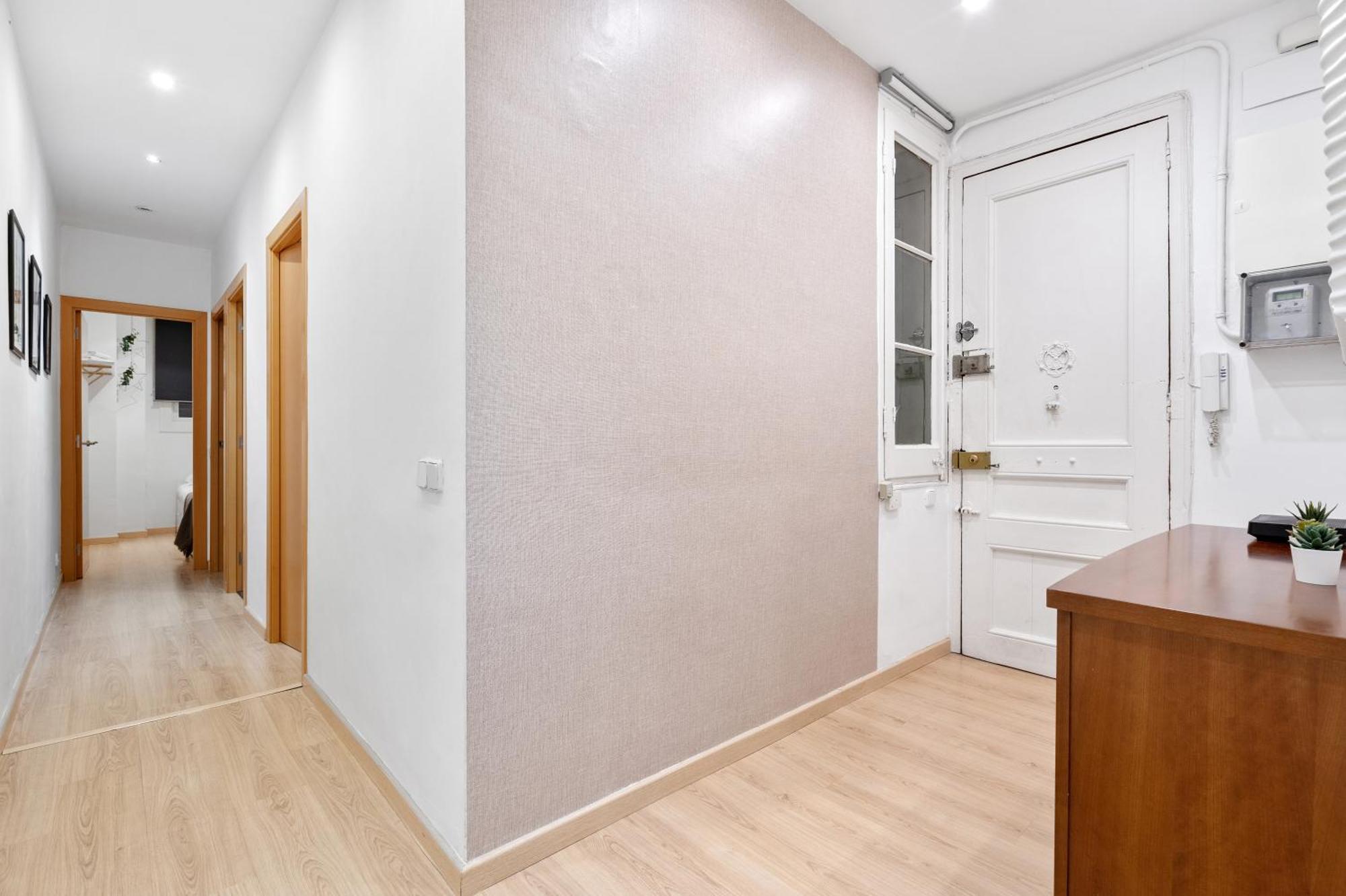 Recently Renovated 2 Bedroom In Eixample Appartement Barcelone