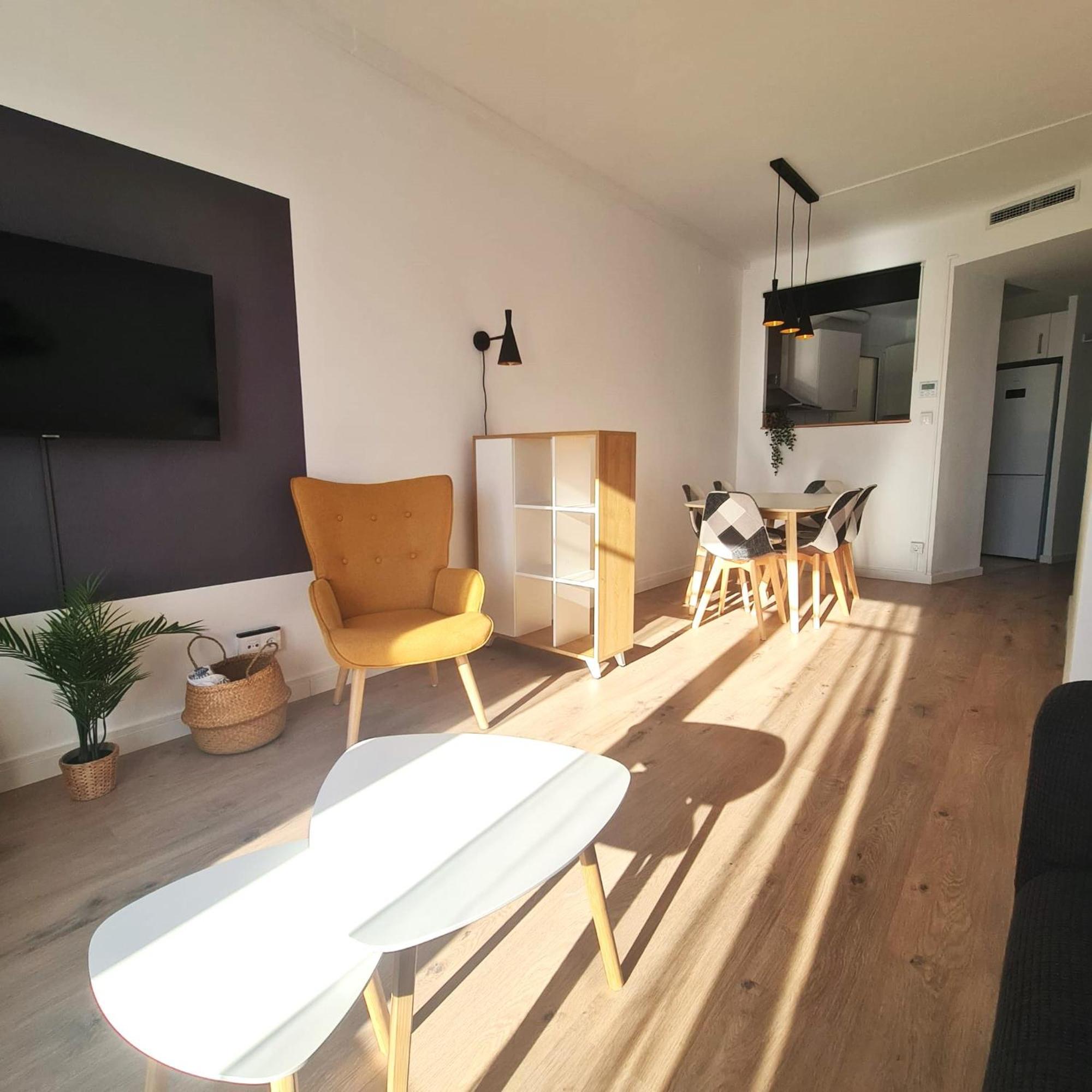 Apartamento G74 Avenida Gaudi 4 Bedrooms With Balcony- Sagrada Familia Barcelona