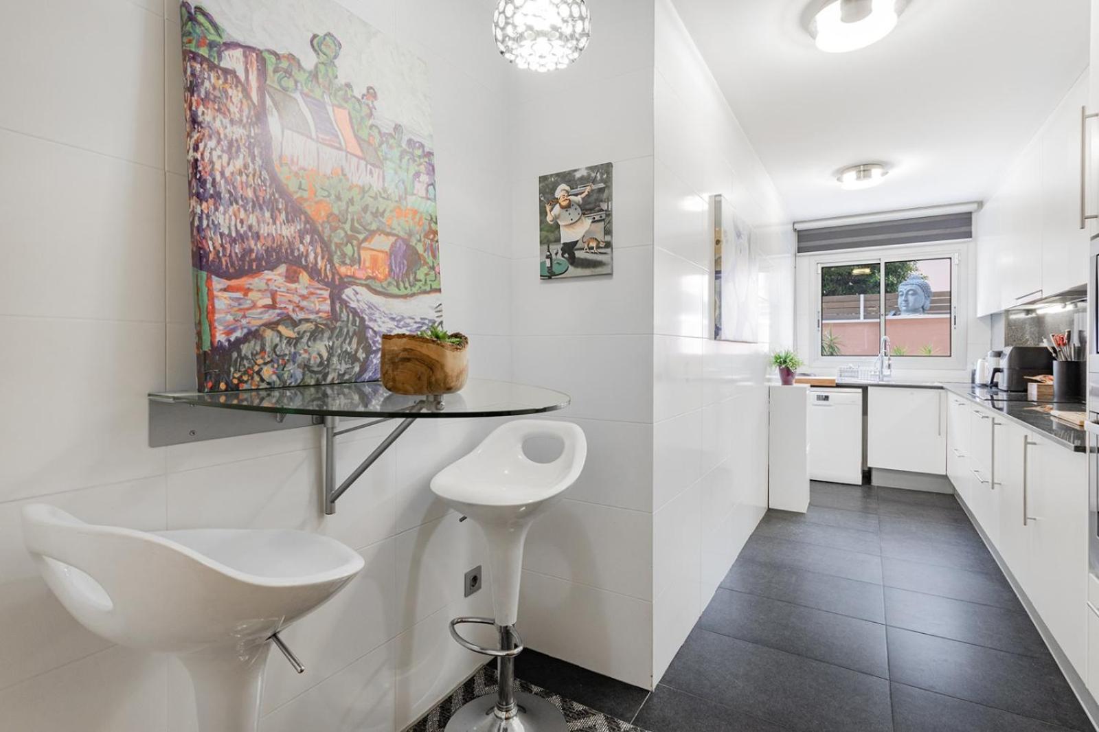 Pool Luxury 2 Bedrooms - 2 Terraces - Parking - Long Term Barcelona