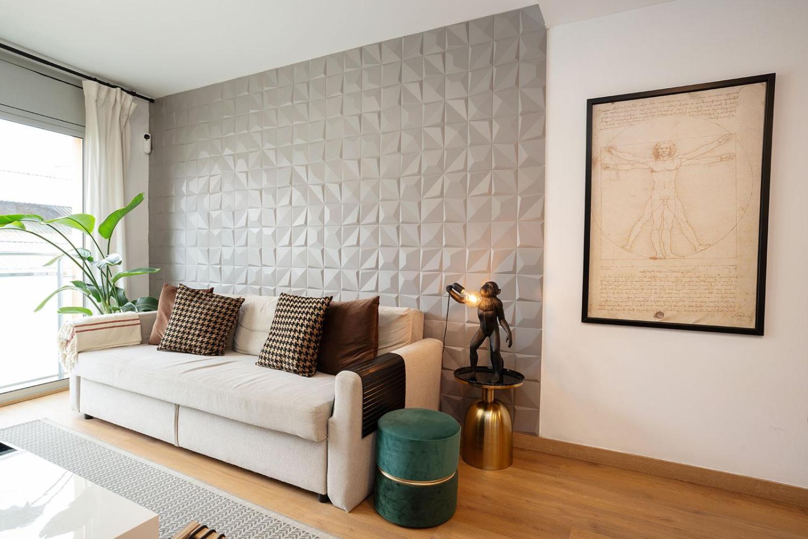 Modern Near Pl. Espana Apartment