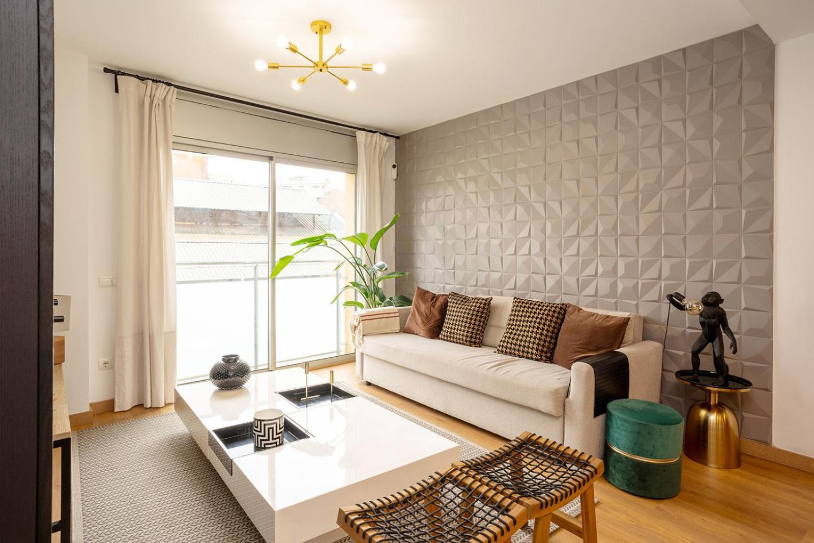 Modern Near Pl. Espana Apartment *