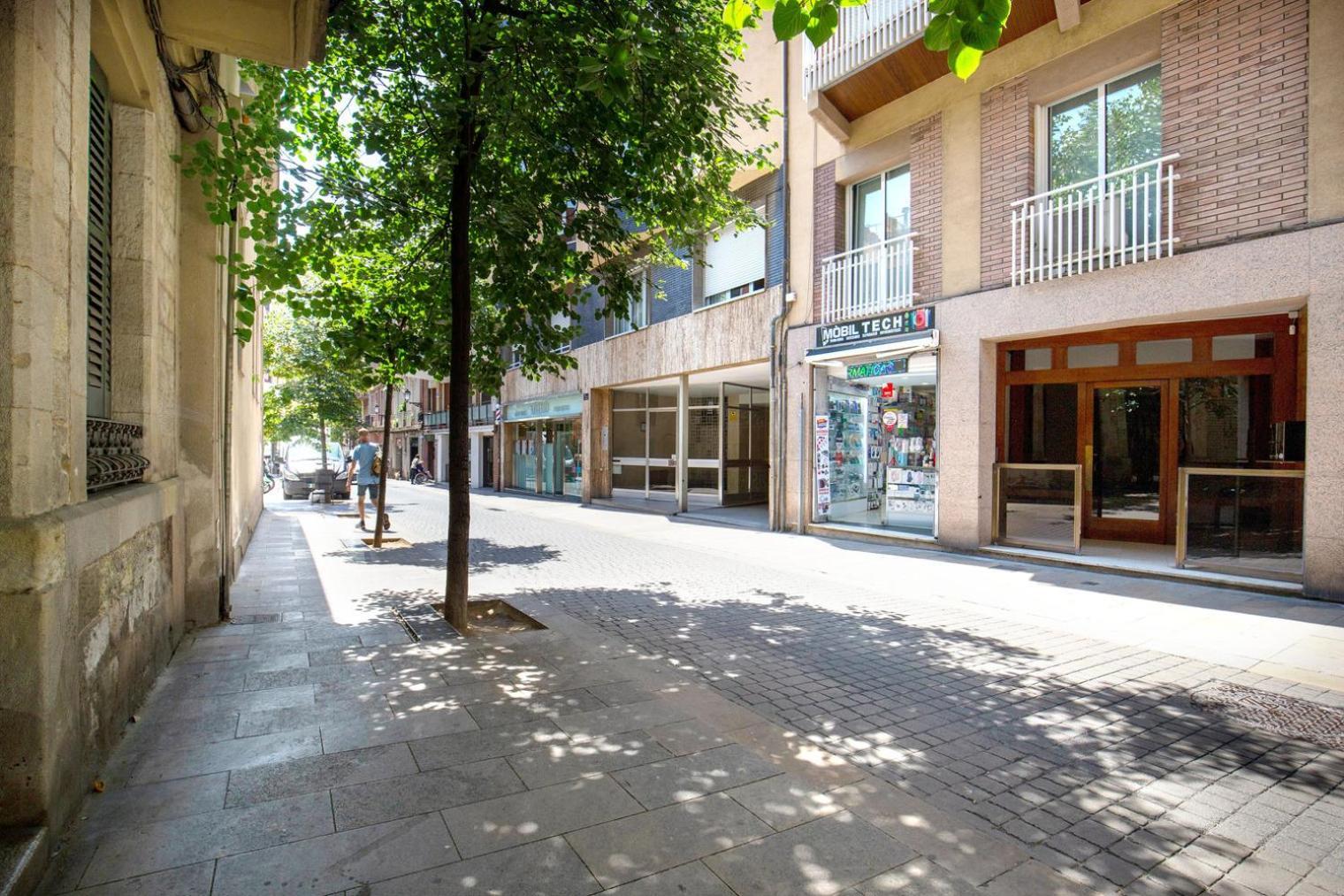 Apartment Blueground Sarria Nr Old Town Bcn-103
