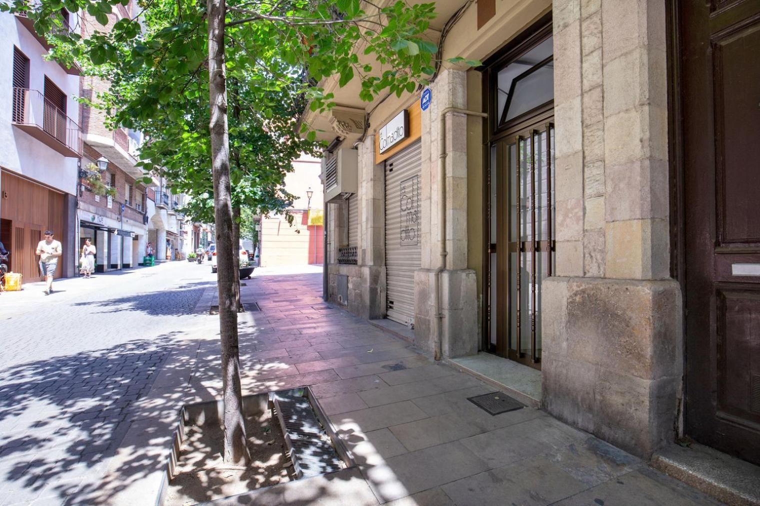 Blueground Sarria Nr Old Town Bcn-103 *