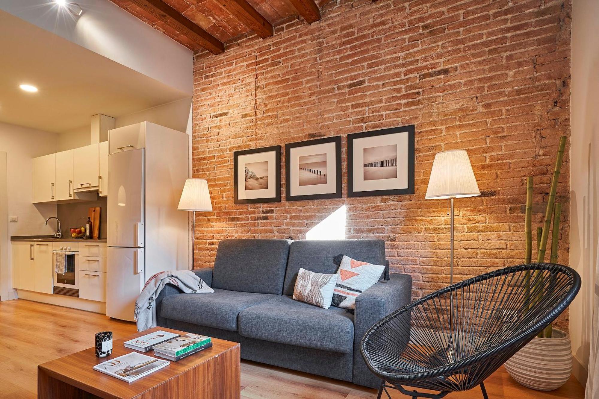 Catalan Comfort Near Sagrada Familia By Myrentalhost Barcelona