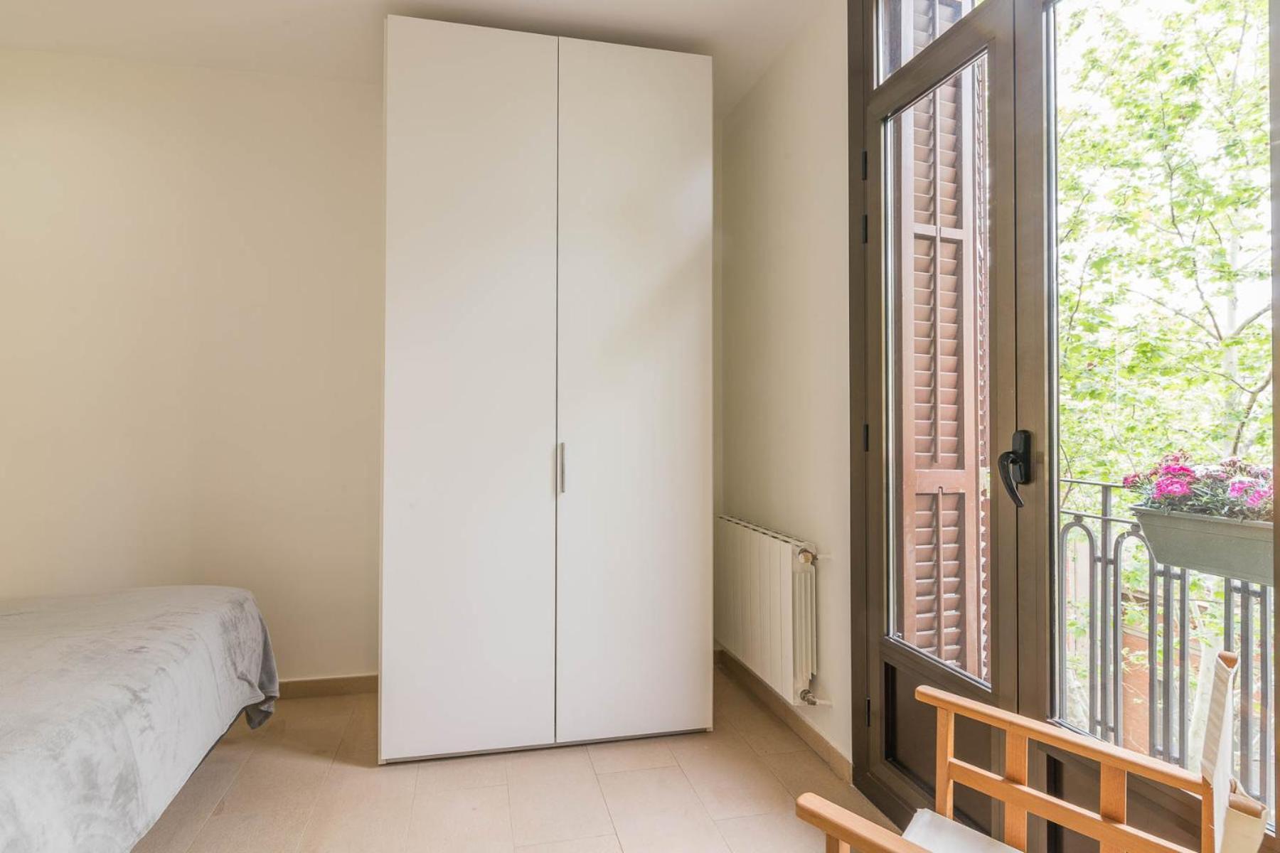 Apartment My Space - Spacious And Modern Near The Hospital Clinic *
