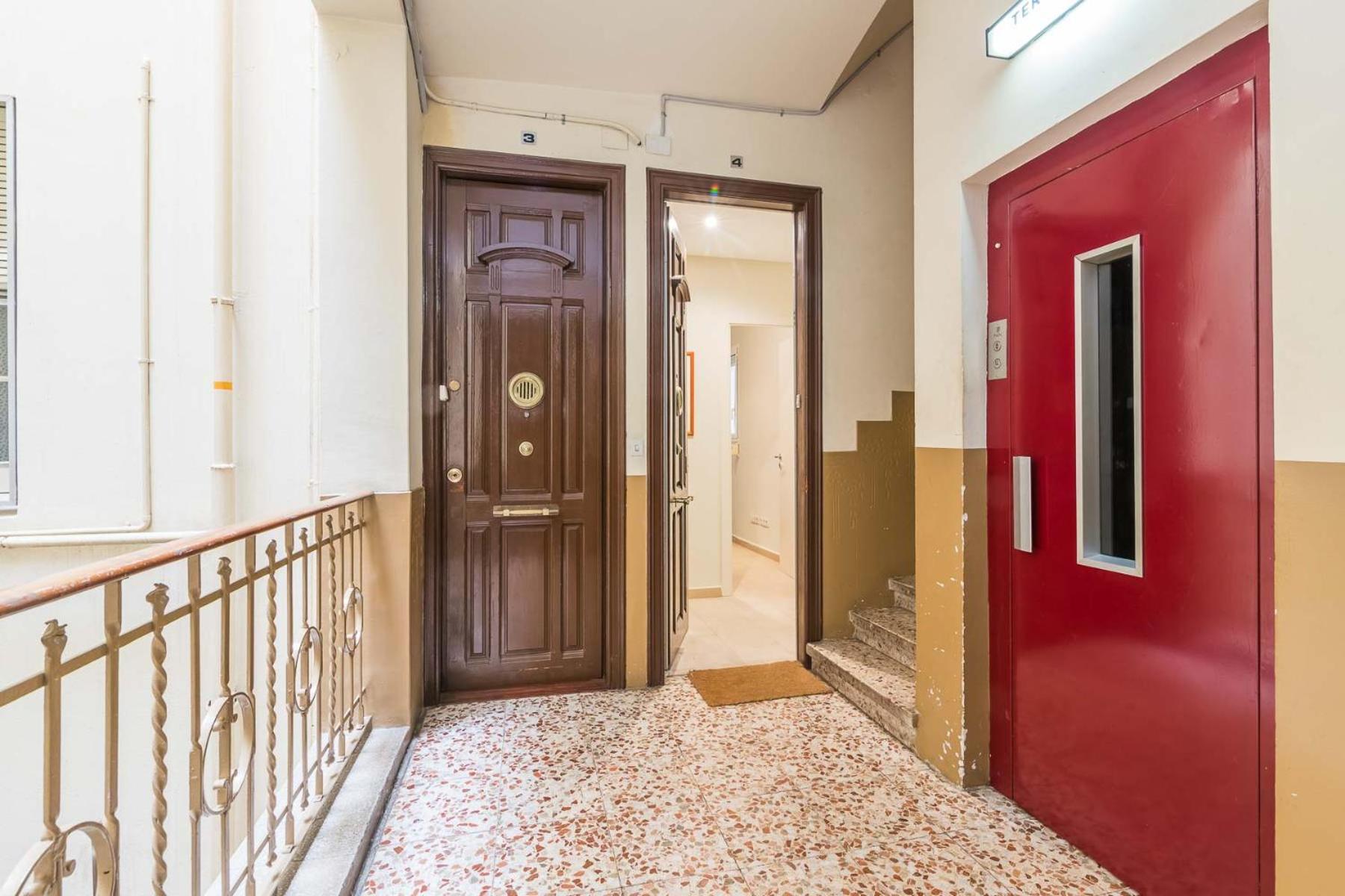 My Space - Spacious And Modern Near The Hospital Clinic Apartment Barcelona