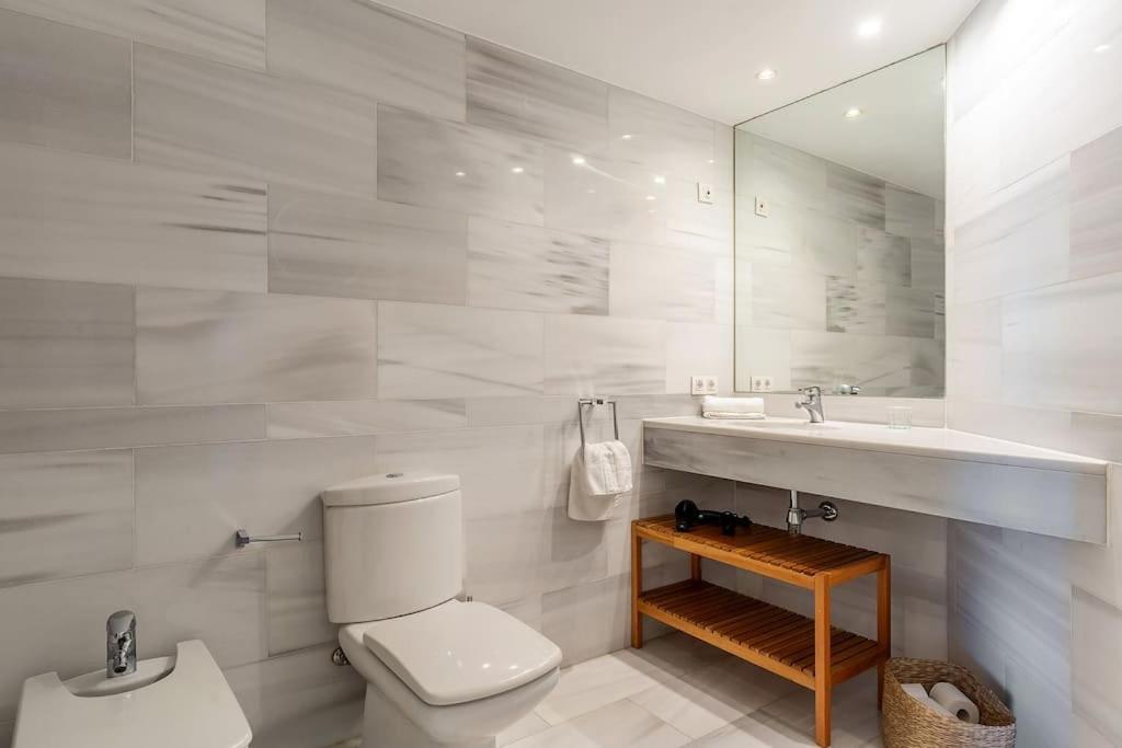 Canela Homes Diagonal Mar