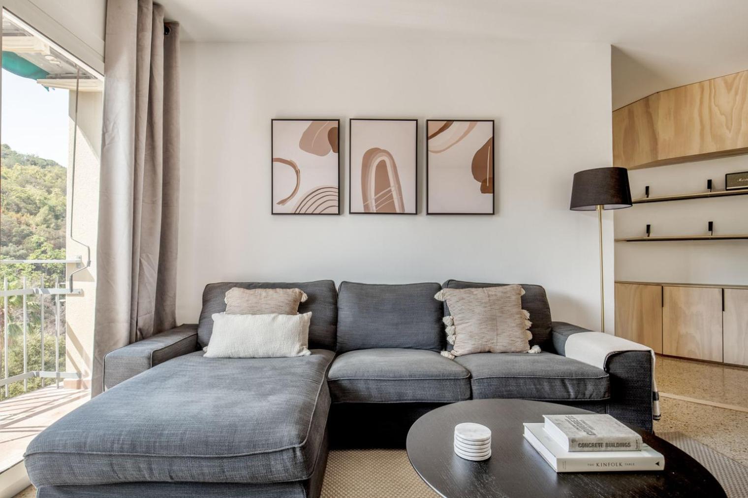 Poble Sec 3br W Balcony Mountain Views Bcn-109 * Barcelona