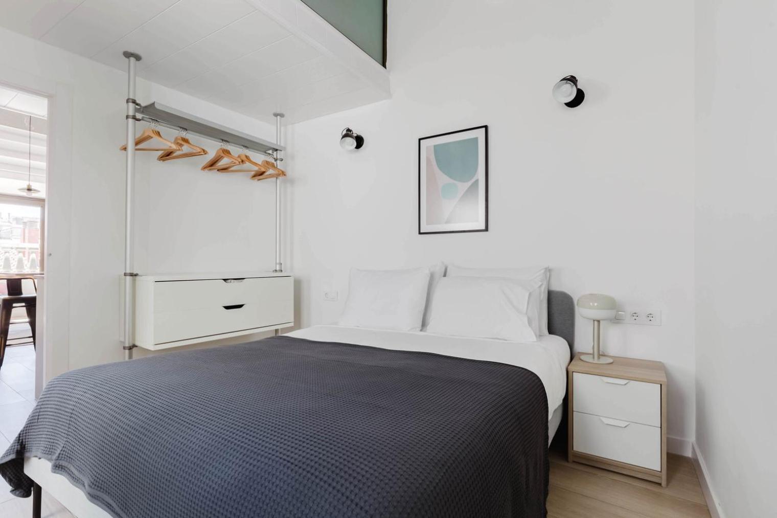 Blueground Galvany Furnished Penthouse Bcn-135 *