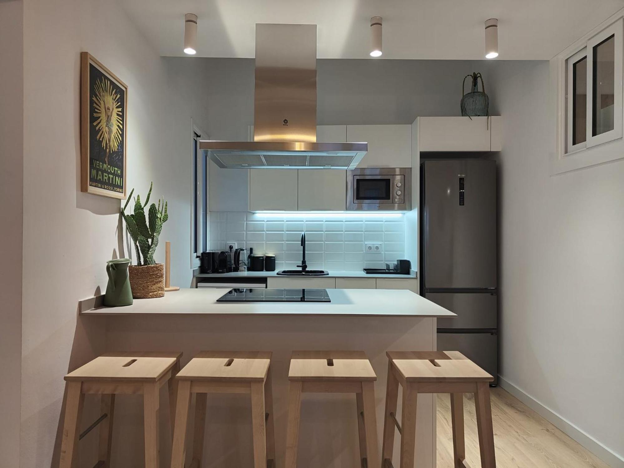 2br Central Location Apartment