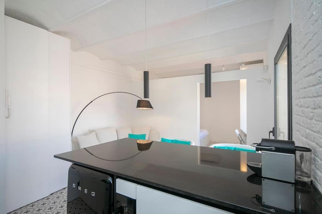 Awesome Stylish Flat Barceloneta Apartment *