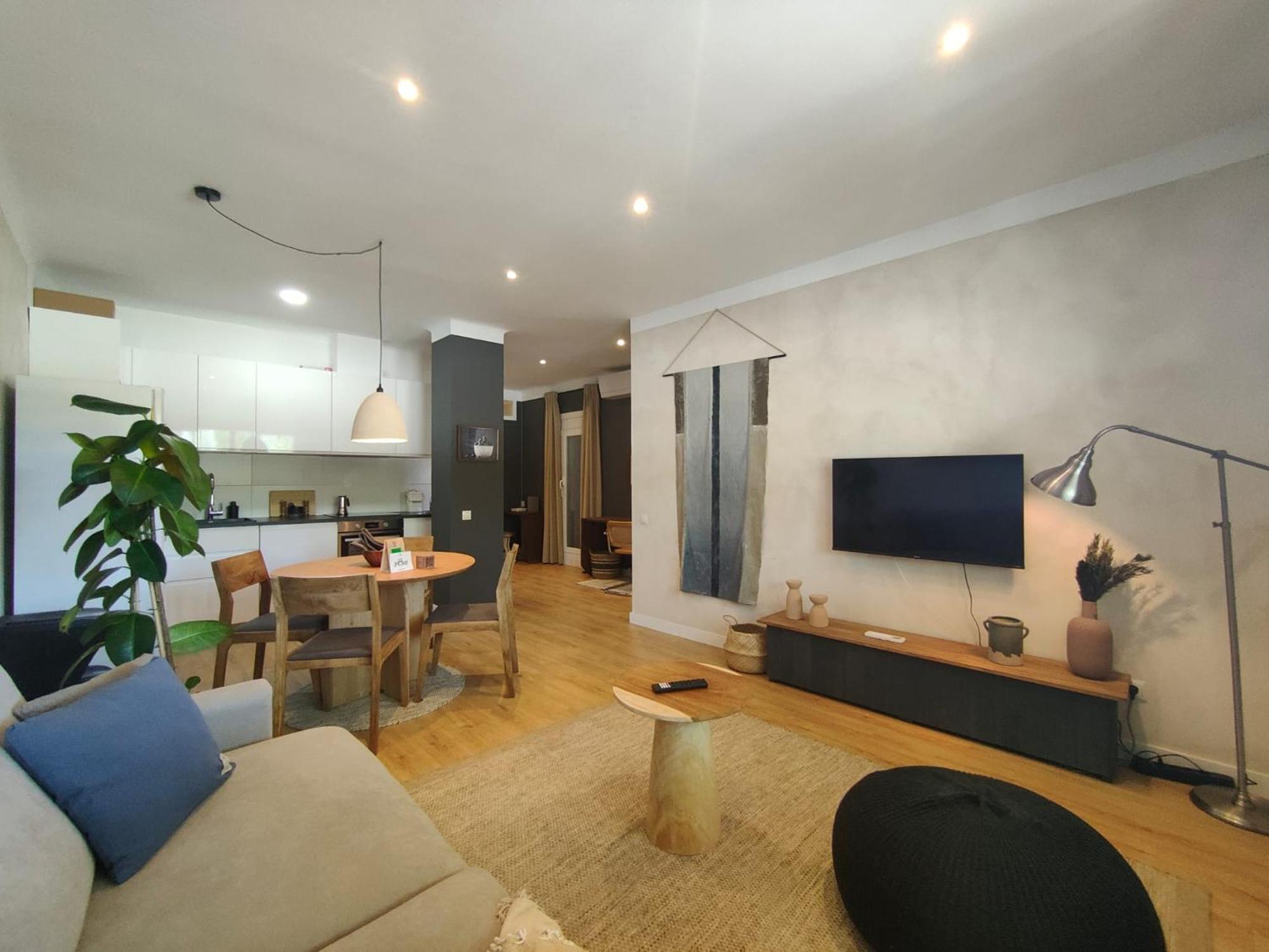 2br Central Location Appartement