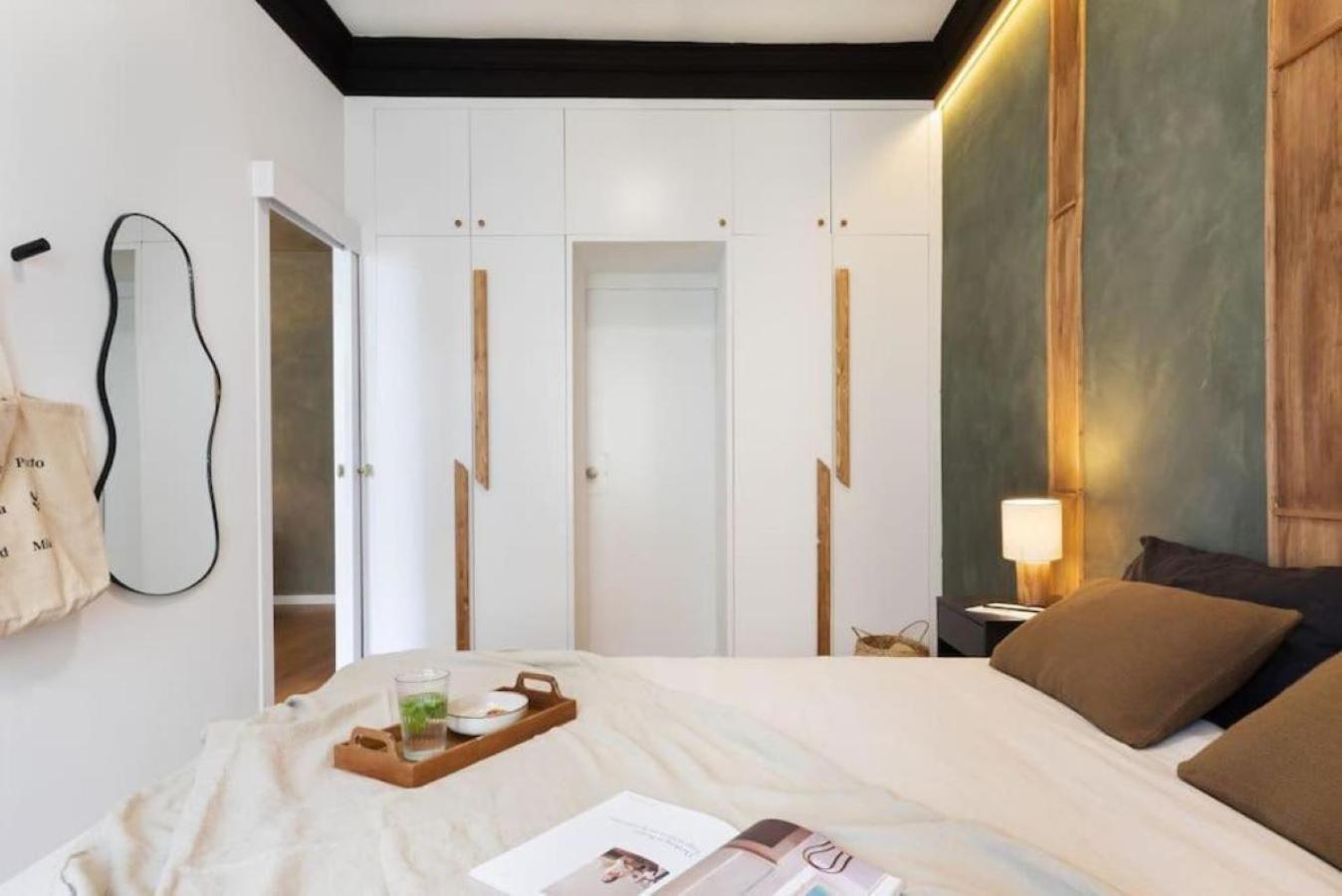 Apartment Bantu - 1 Bedroom And Balcony In Eixample Esquerra