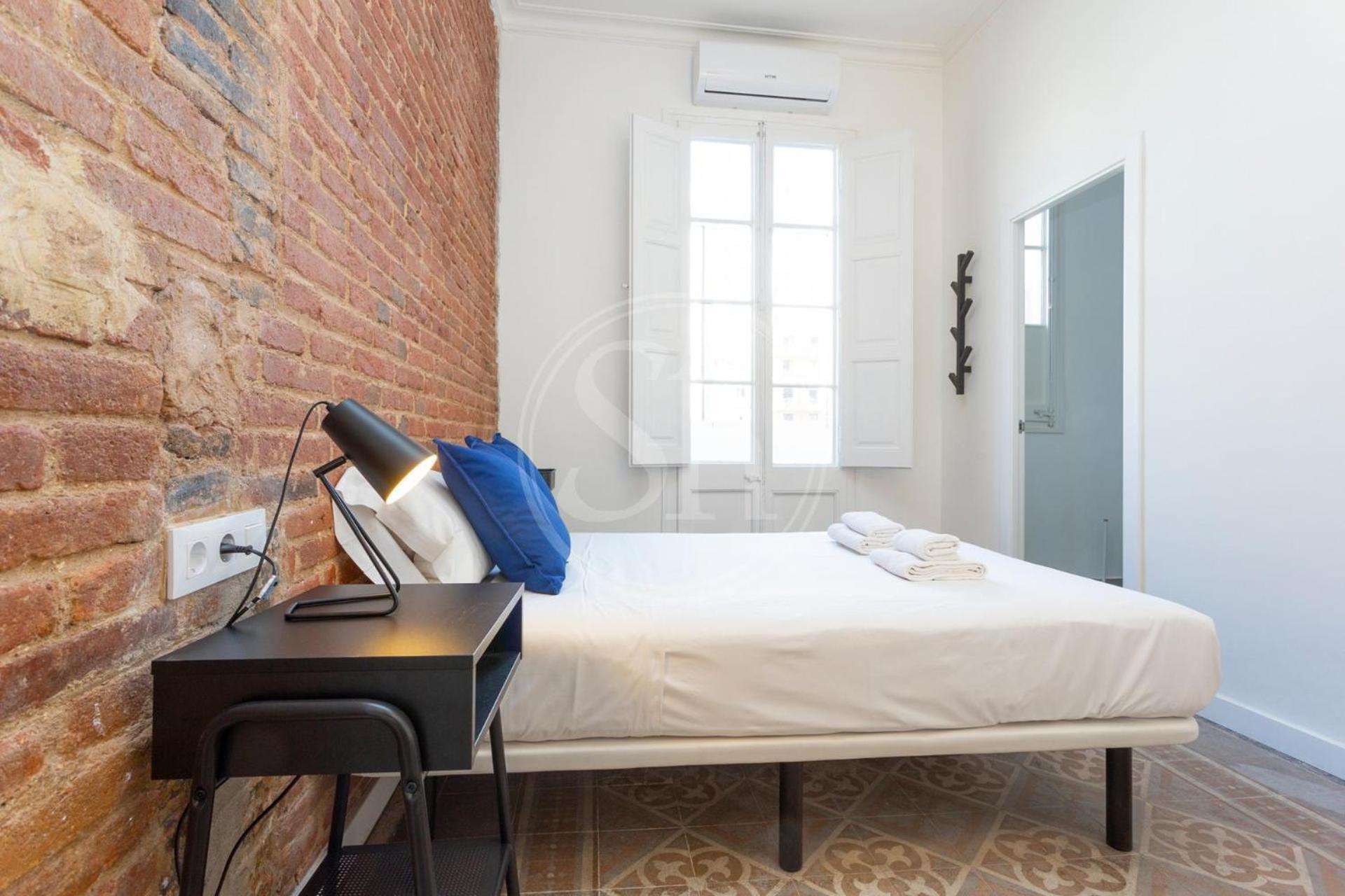 Hermoso Cerca De Plaza Universitat Apartment Barcelona