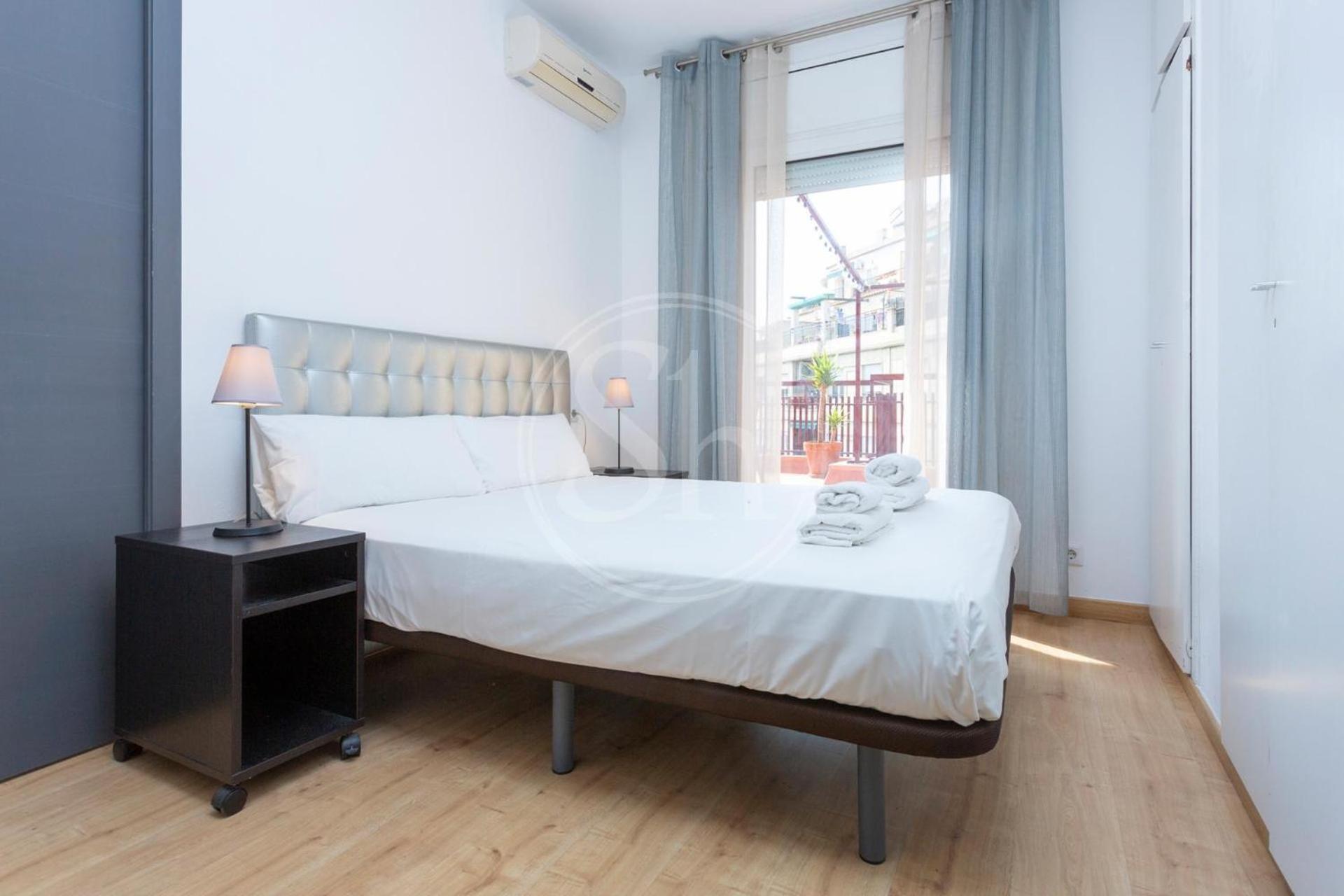 Cosy With Terrace Apartment *