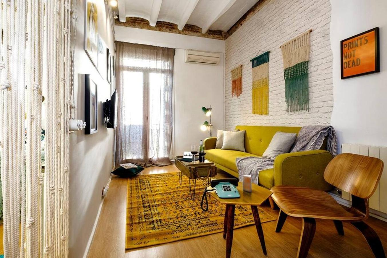 Poblenou Amazing Charm