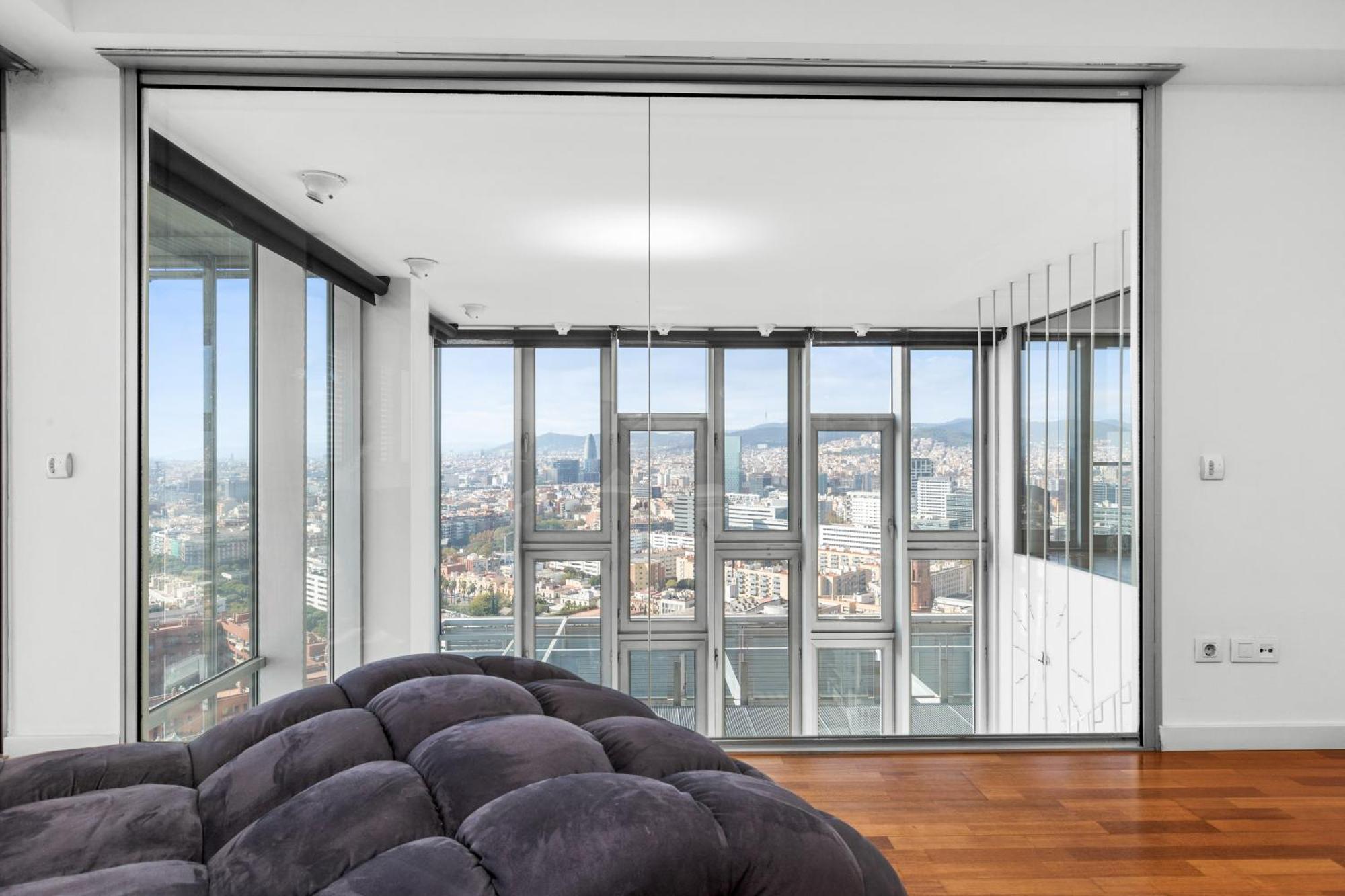 Penthouse With The Views! Apartment