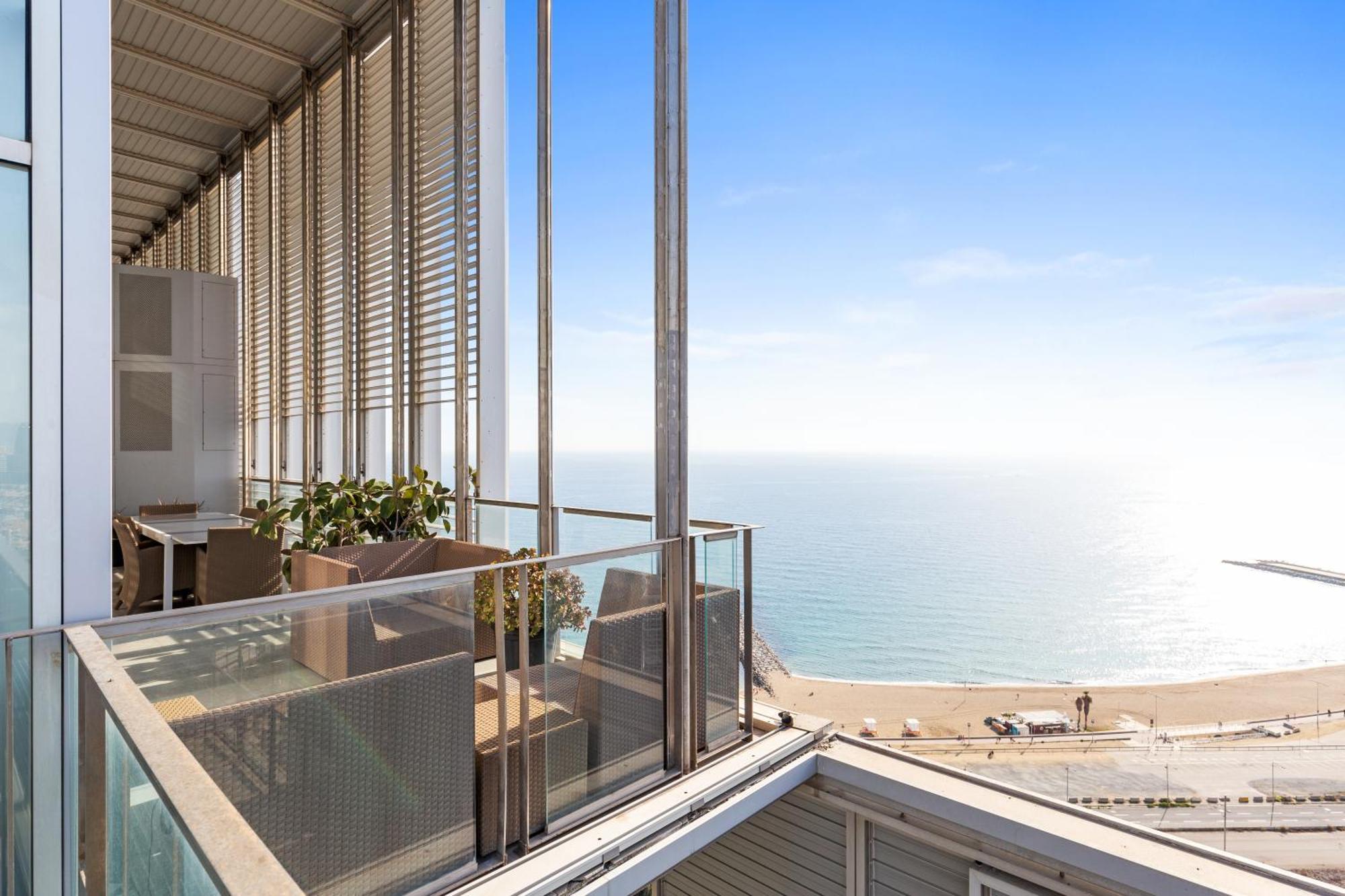 Apartment Penthouse With The Views!