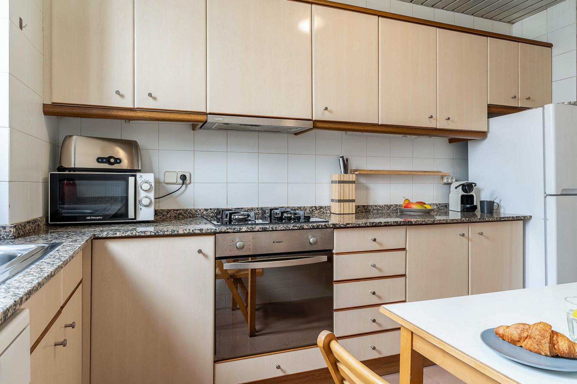 Canela Homes Diputacio Apartamento Barcelona