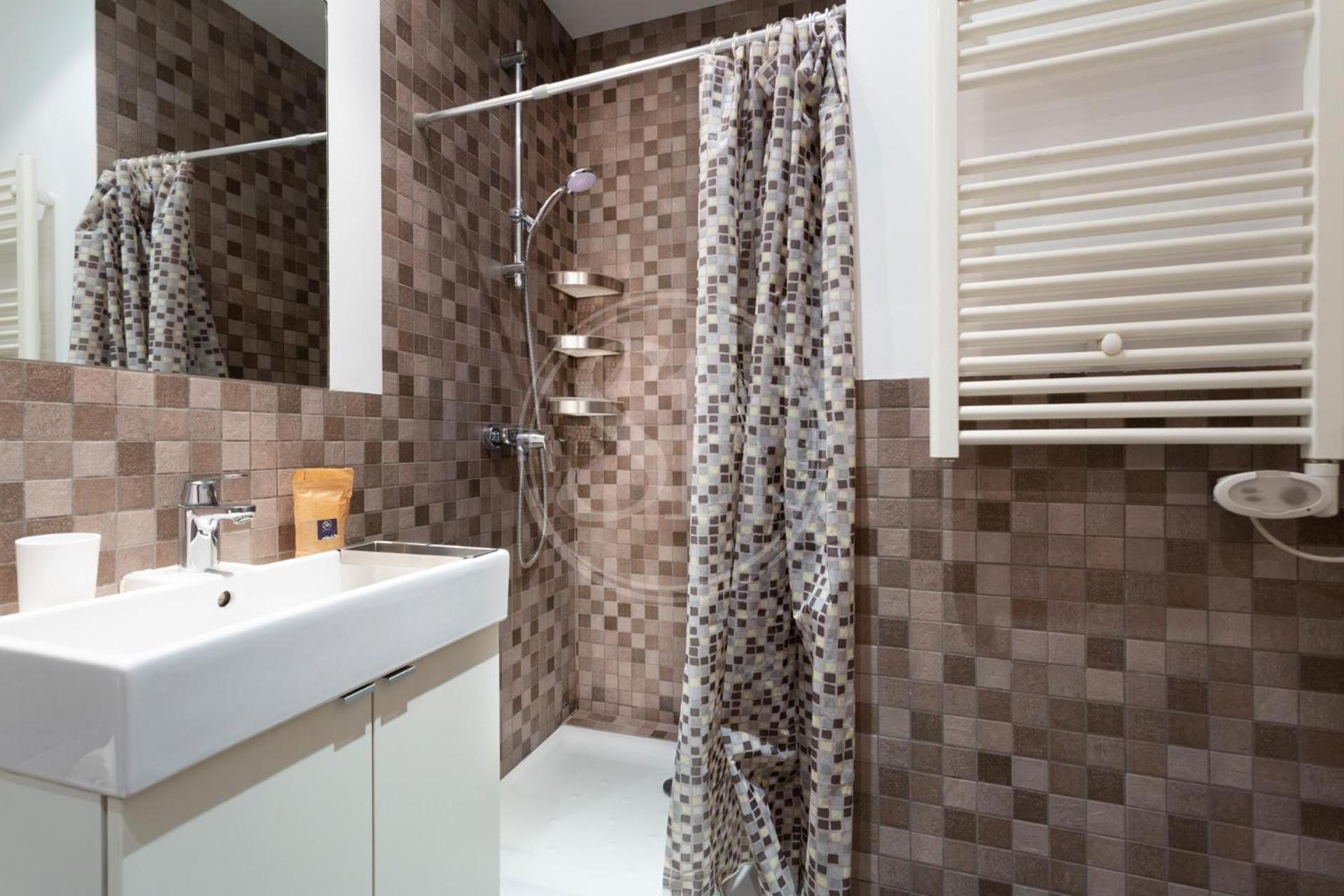 Apartment En Sagrada Familia E