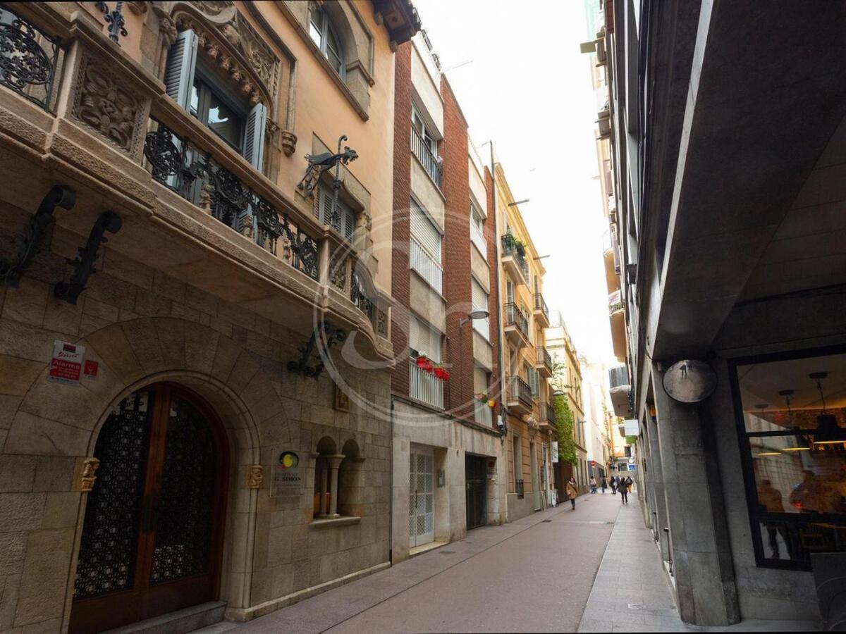 Con Terraza Junto A Paseo De Gracia Apartment
