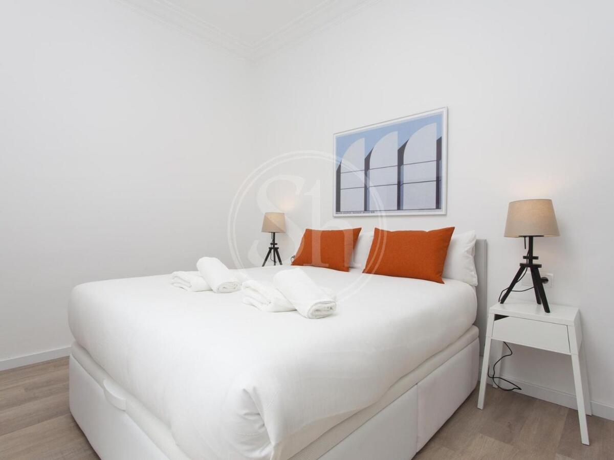 Wonderful For 6 Apartment Barcelona