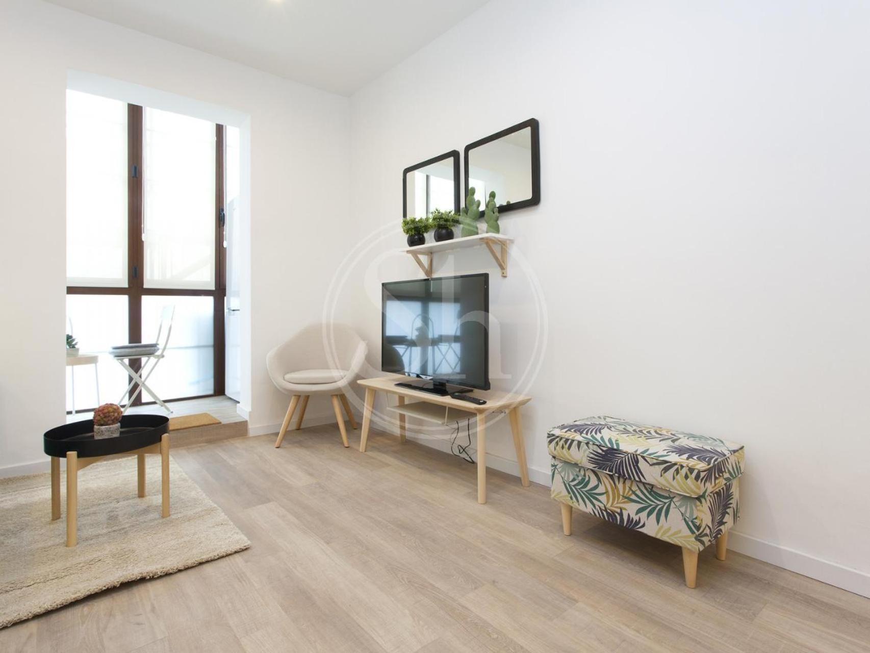 Wonderful For 6 Apartment