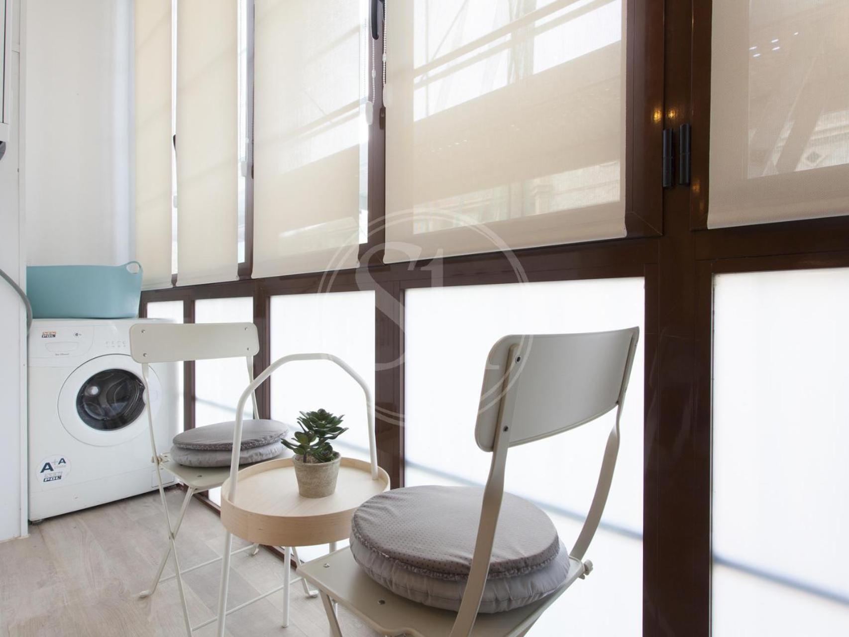 Wonderful For 6 Apartment *