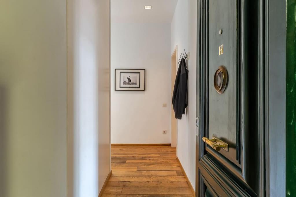 Canela Homes Light * Barcelona